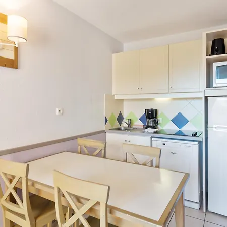 피에르 앤드 바캉스 라 로스타뉴 아파트호텔 3*