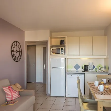 피에르 앤드 바캉스 라 로스타뉴 아파트호텔