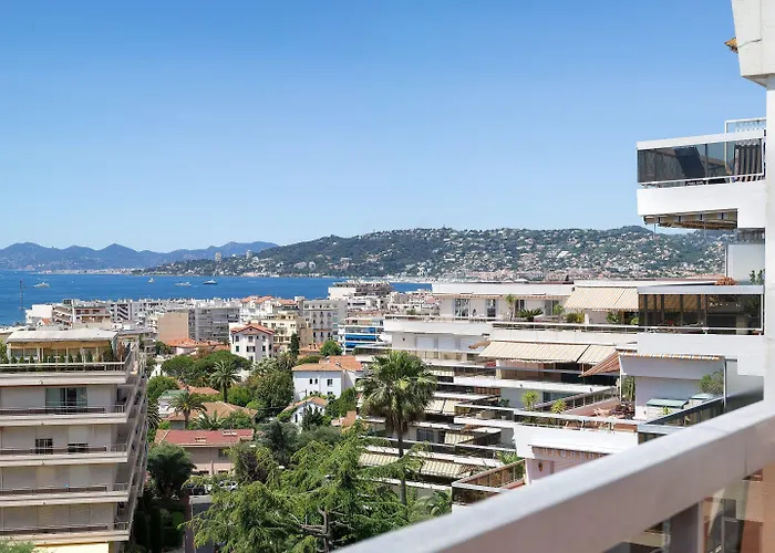 Pierre & La Rostagne 3* Juan-les-Pins