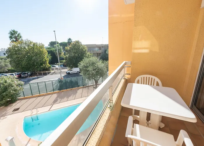 Lejlighedshotel Pierre & La Rostagne