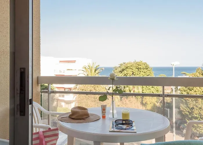 Pierre & La Rostagne 3* Juan-les-Pins