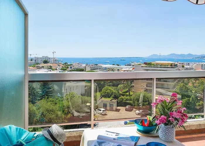 Pierre & La Rostagne Lejlighedshotel 3*