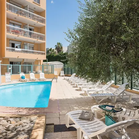 Aparthotel Pierre & La Rostagne