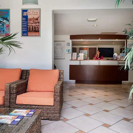 Pierre & La Rostagne 3* ז'ואן-לה-פינס