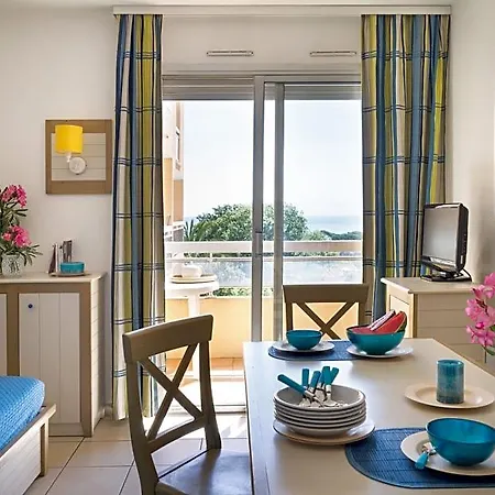 Pierre & La Rostagne Apart Otel