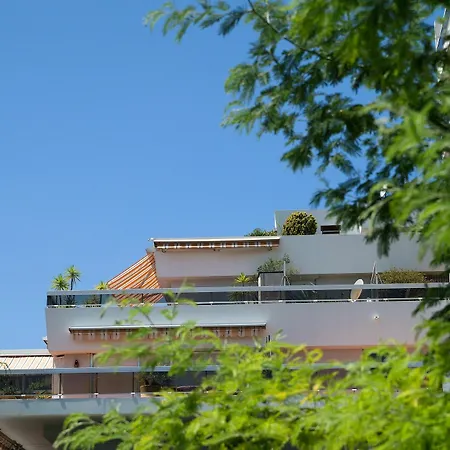 Aparthotel Pierre & La Rostagne