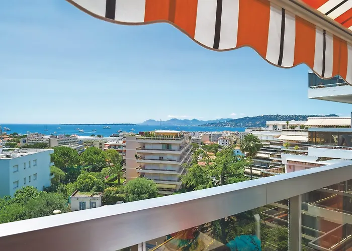 皮里埃瓦卡斯住宅酒店 - 拉罗斯塔格 3*