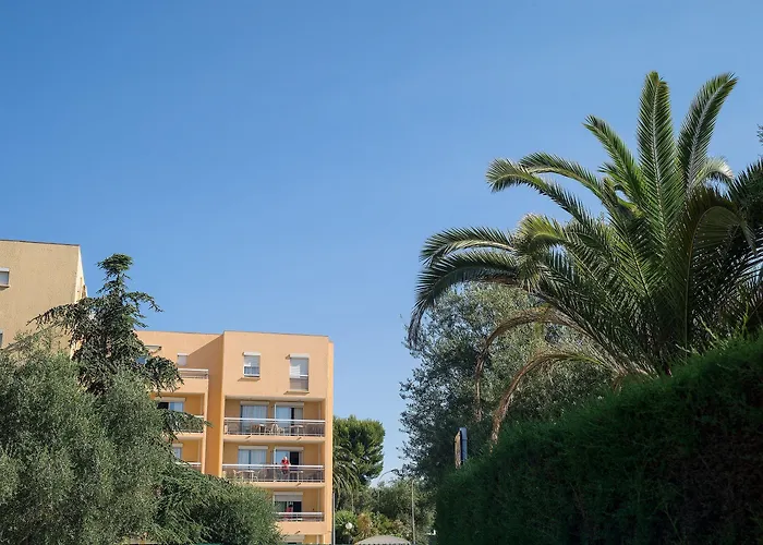 皮里埃瓦卡斯住宅酒店 - 拉罗斯塔格 公寓式酒店