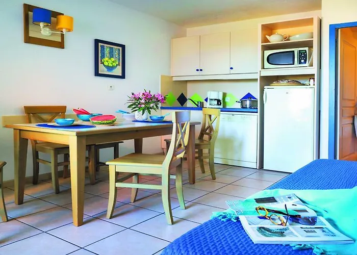 Pierre & La Rostagne Aparthotel 3*